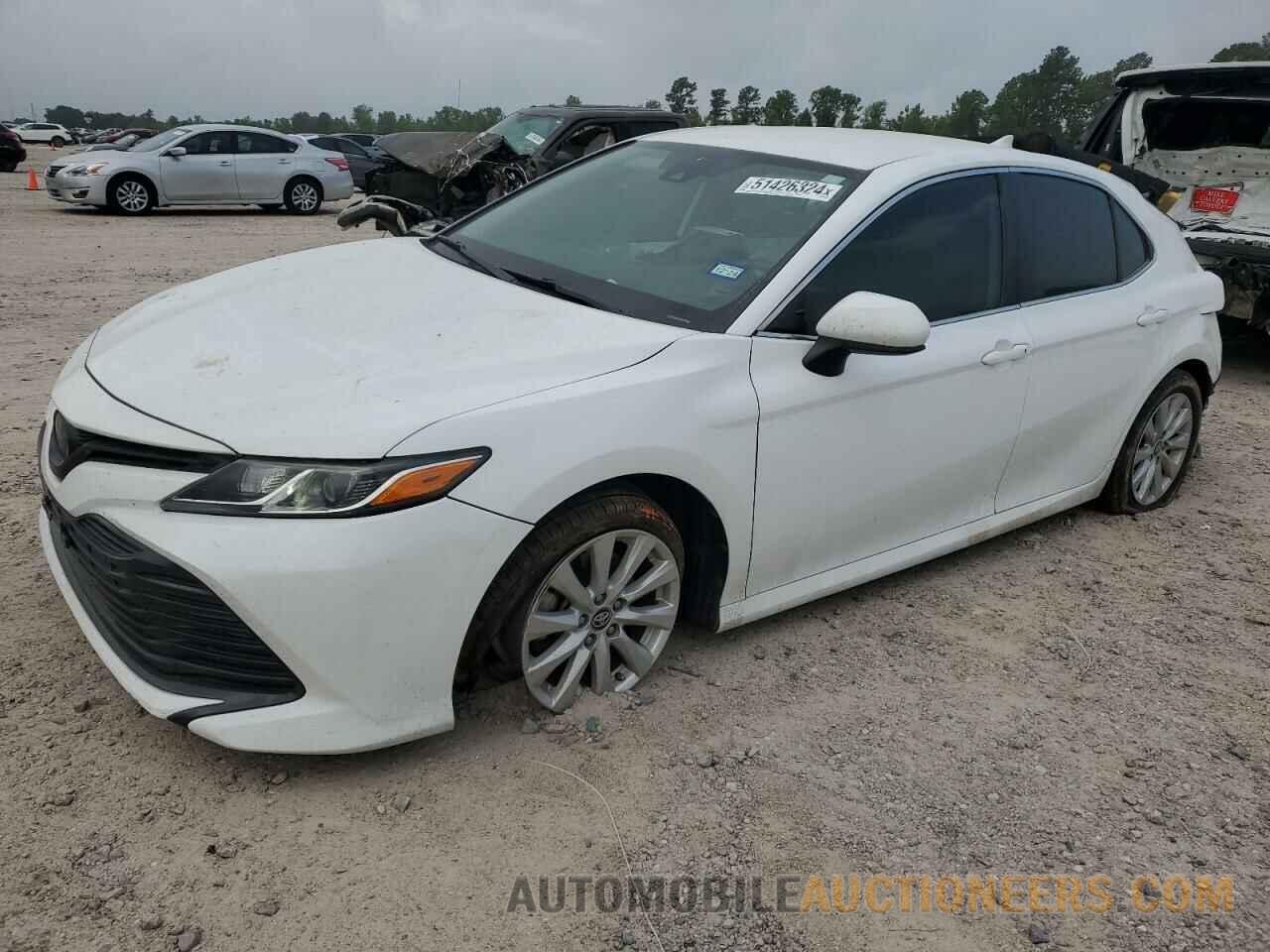 4T1B11HK8KU819833 TOYOTA CAMRY 2019