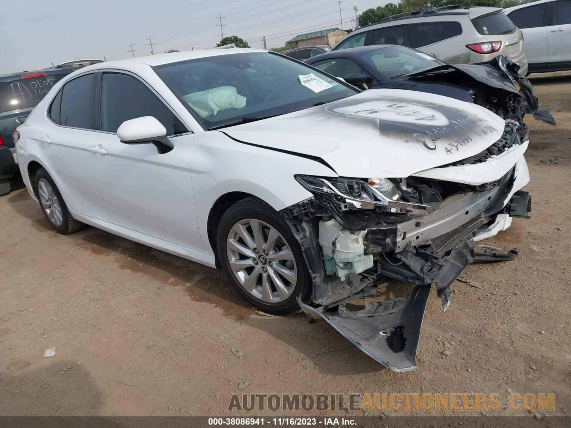 4T1B11HK8KU820125 TOYOTA CAMRY 2019