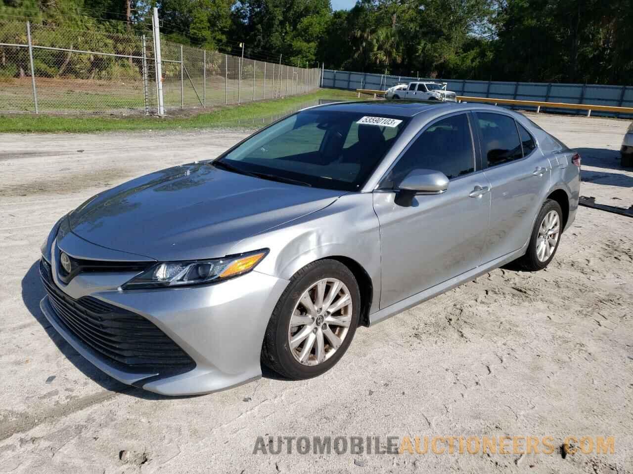 4T1B11HK8KU820559 TOYOTA CAMRY 2019