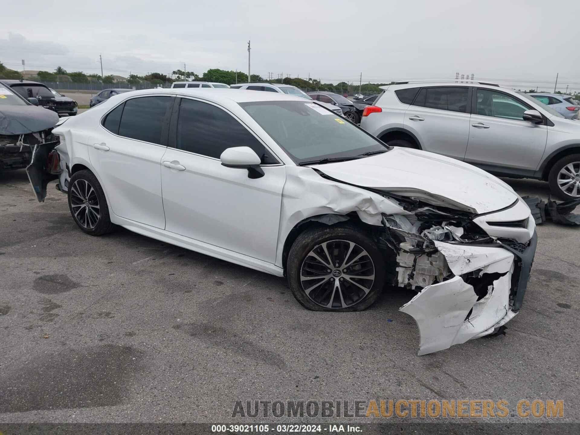 4T1B11HK8KU821470 TOYOTA CAMRY 2019