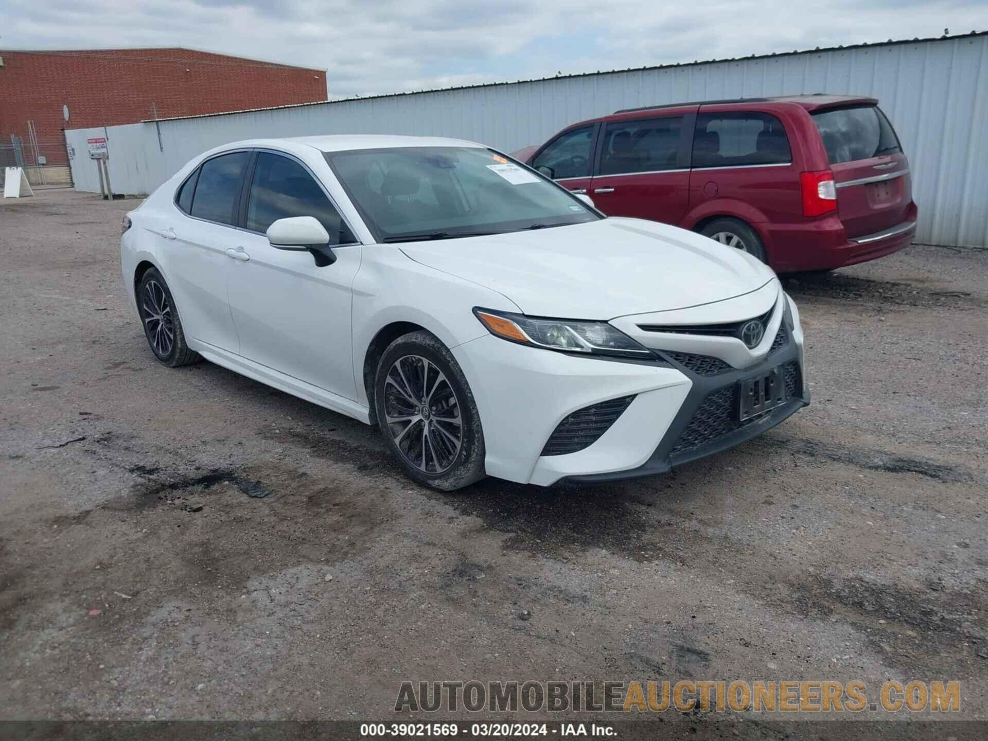 4T1B11HK8KU827785 TOYOTA CAMRY 2019