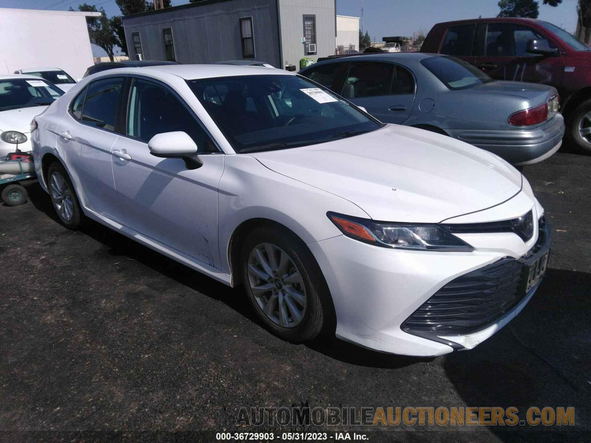 4T1B11HK8KU828158 TOYOTA CAMRY 2019