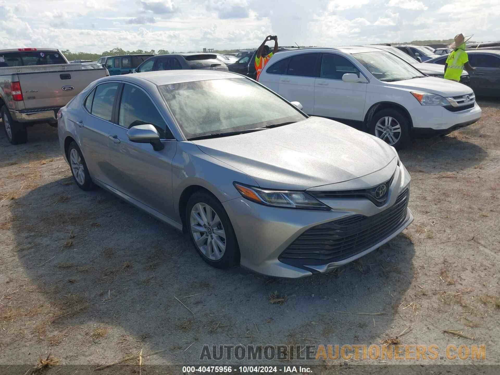 4T1B11HK8KU829892 TOYOTA CAMRY 2019