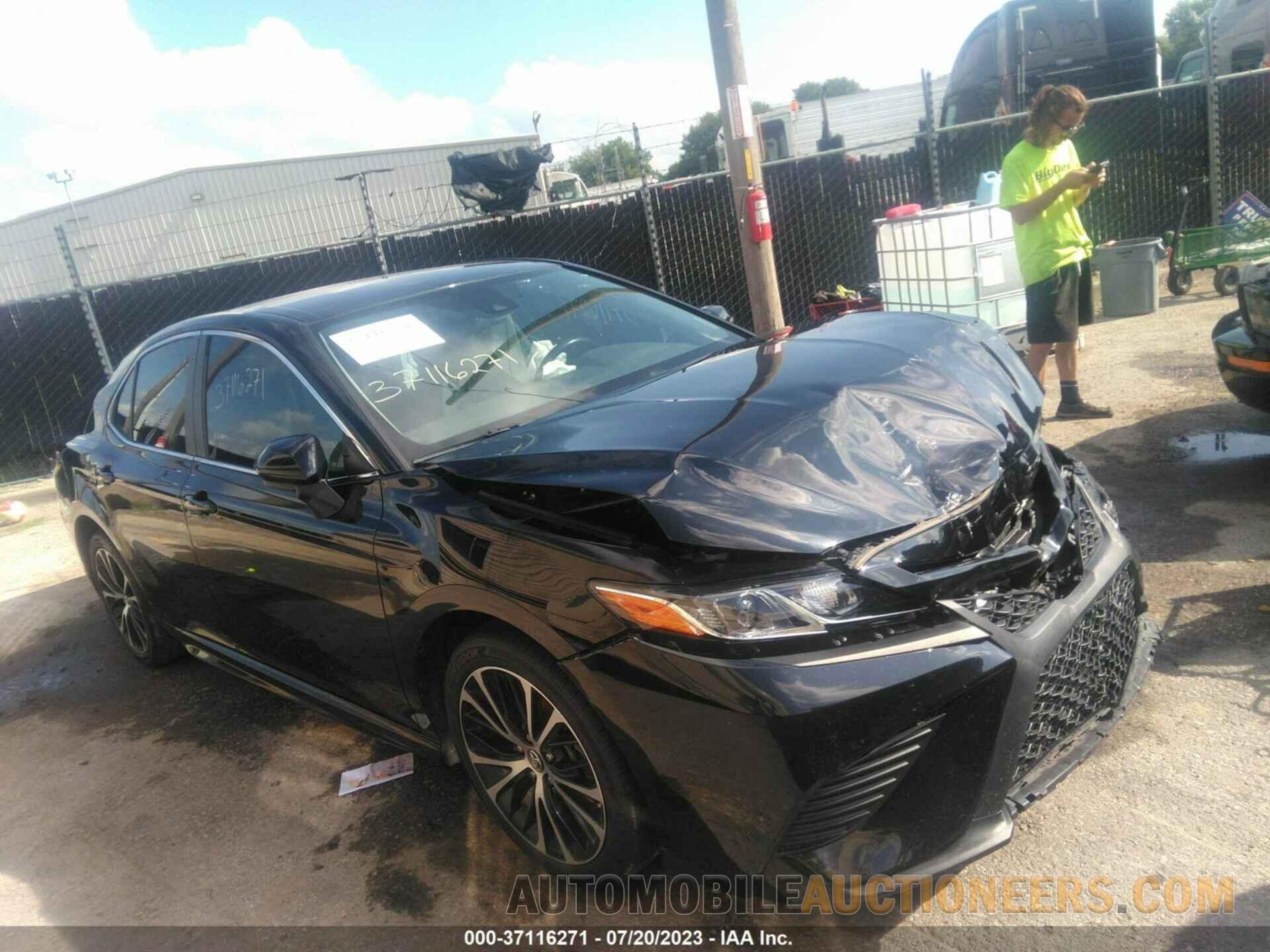 4T1B11HK8KU846594 TOYOTA CAMRY 2019