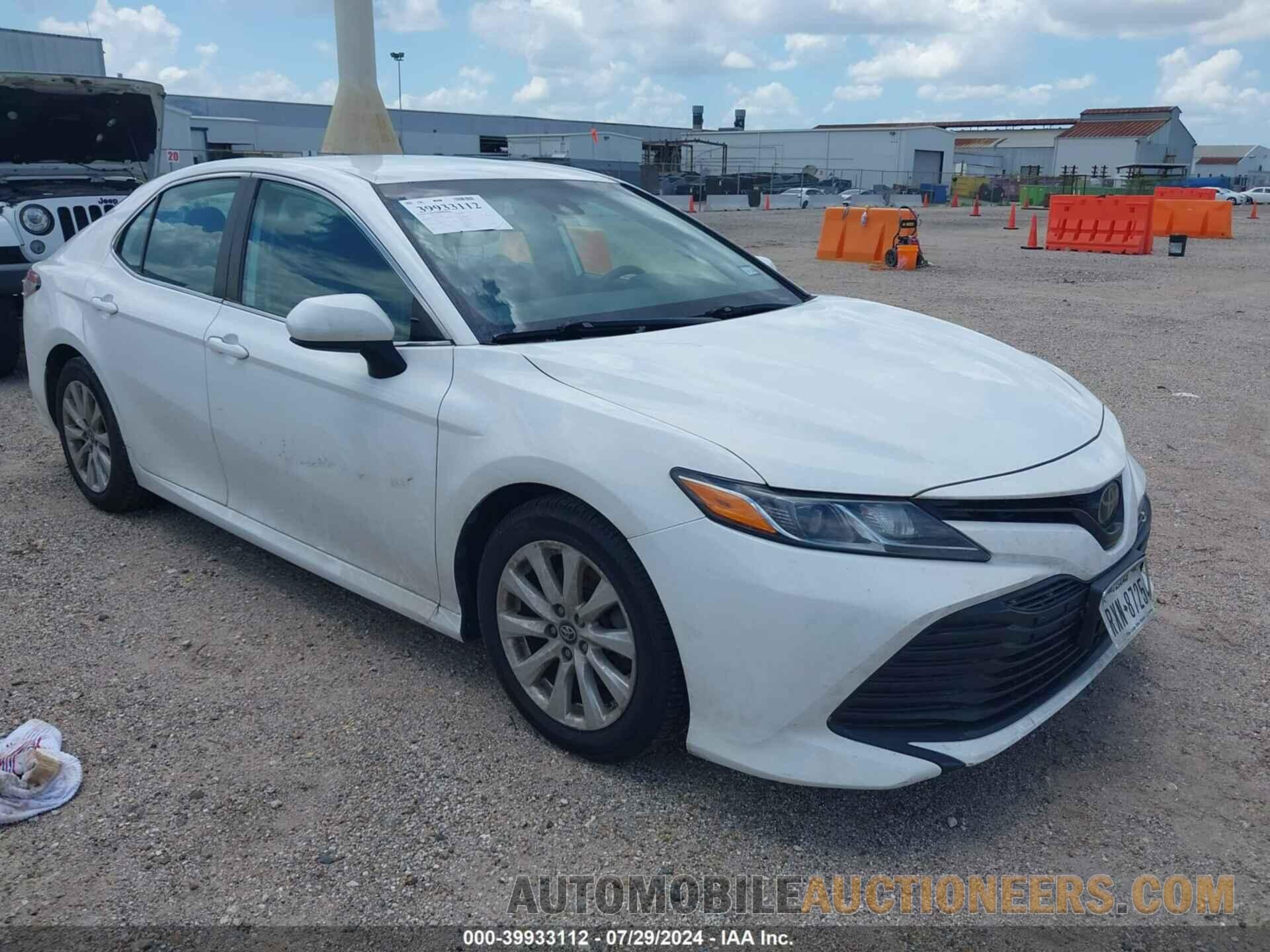 4T1B11HK8KU849057 TOYOTA CAMRY 2019