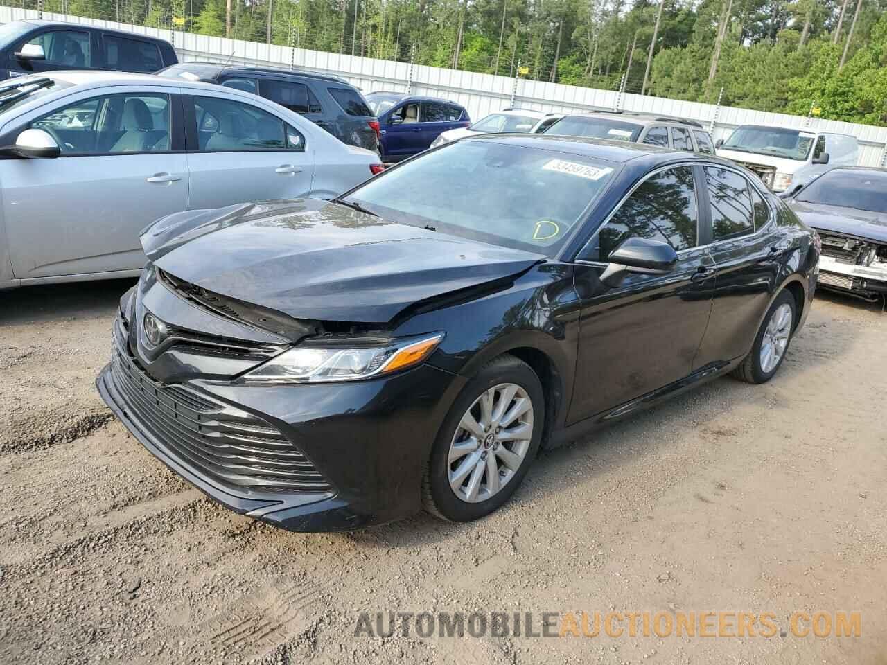 4T1B11HK8KU851326 TOYOTA CAMRY 2019