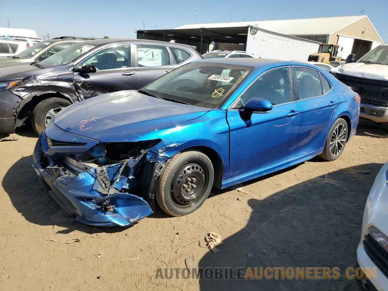 4T1B11HK9JU017810 TOYOTA CAMRY 2018