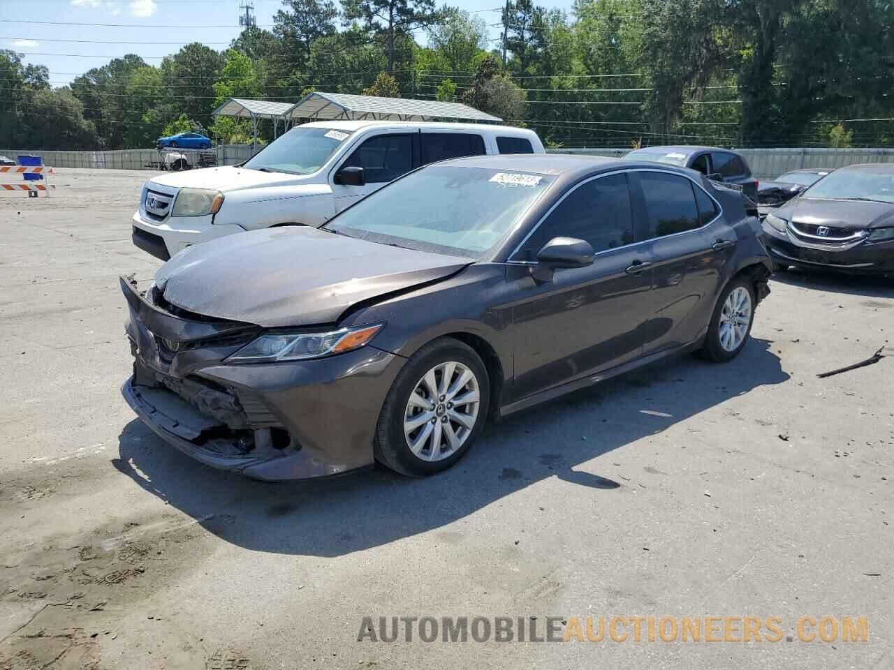 4T1B11HK9JU021677 TOYOTA CAMRY 2018