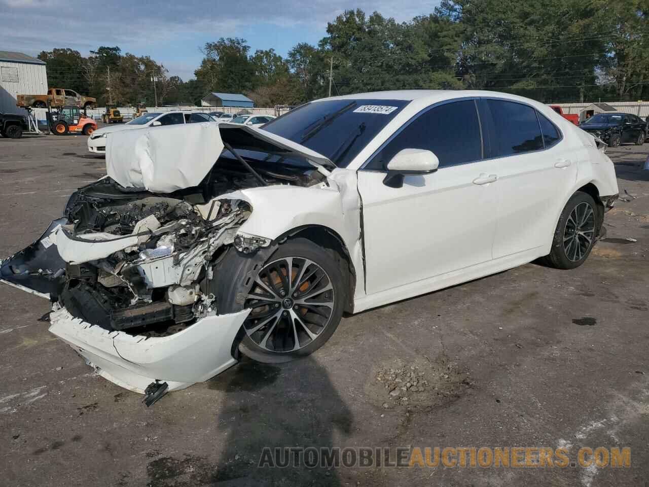 4T1B11HK9JU022327 TOYOTA CAMRY 2018