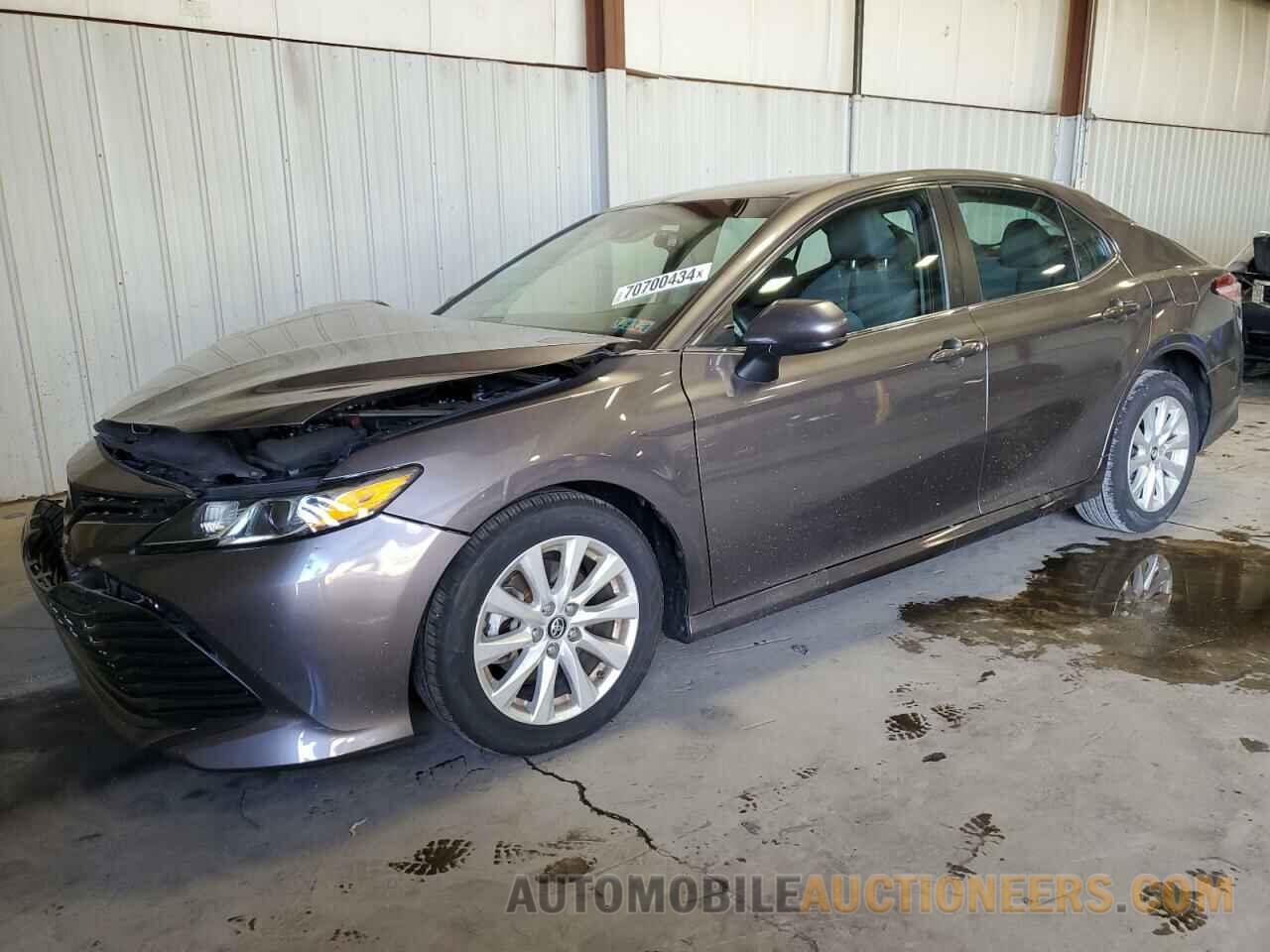 4T1B11HK9JU023753 TOYOTA CAMRY 2018