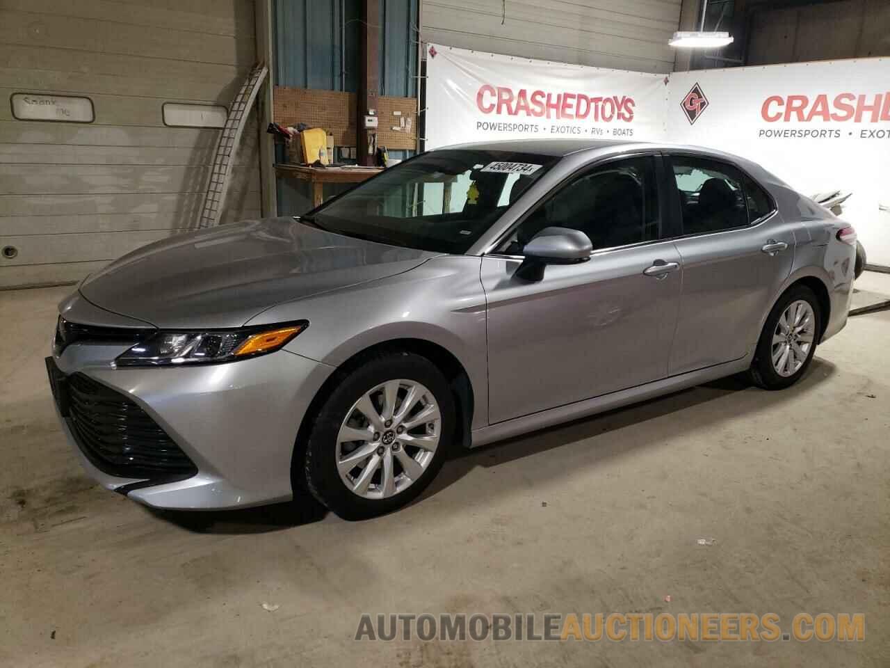 4T1B11HK9JU030590 TOYOTA CAMRY 2018