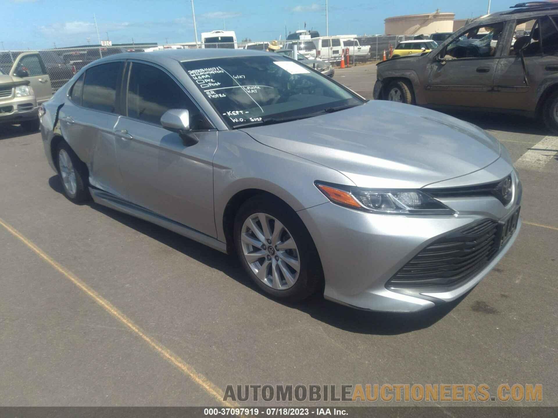 4T1B11HK9JU034154 TOYOTA CAMRY 2018