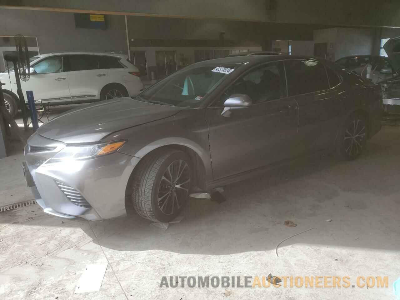 4T1B11HK9JU036695 TOYOTA CAMRY 2018