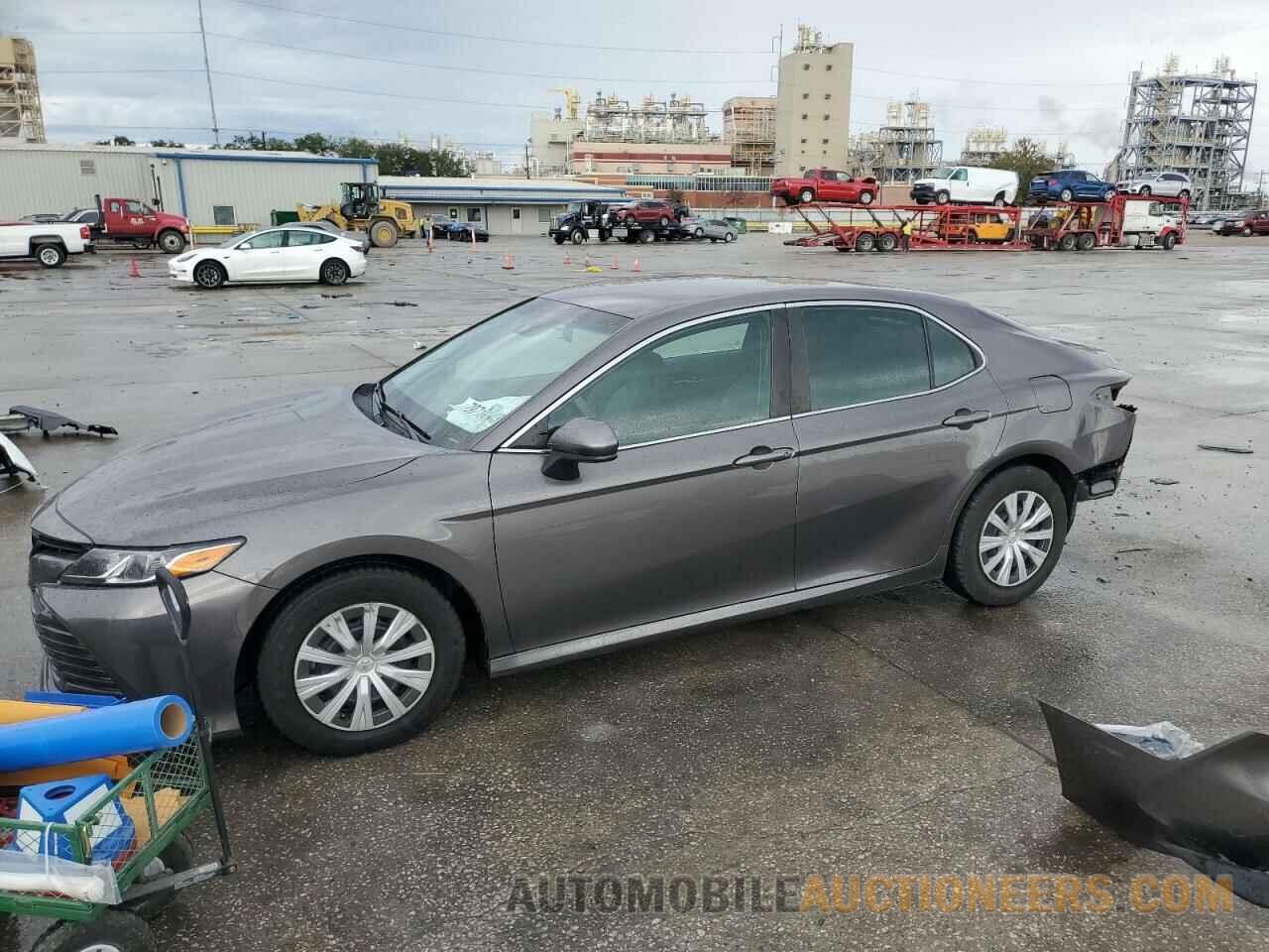 4T1B11HK9JU044358 TOYOTA CAMRY 2018