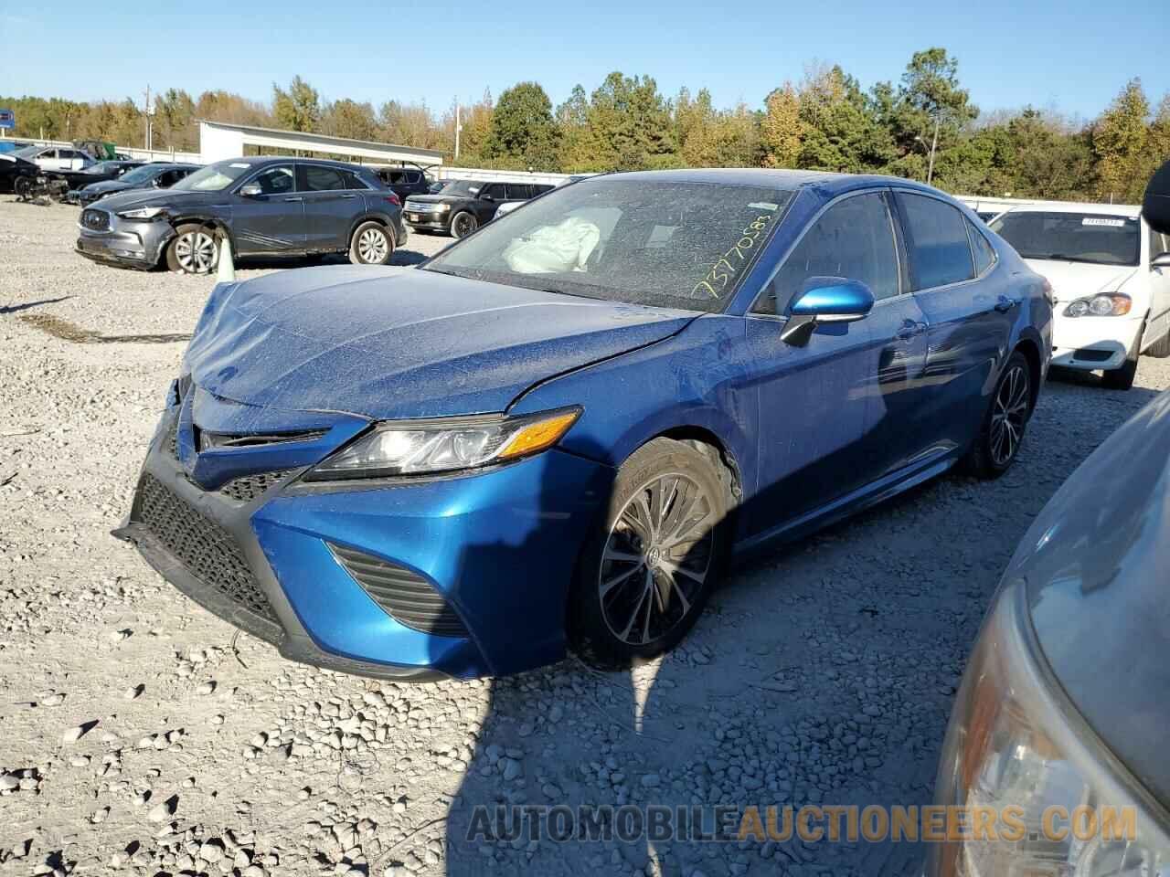 4T1B11HK9JU047292 TOYOTA CAMRY 2018