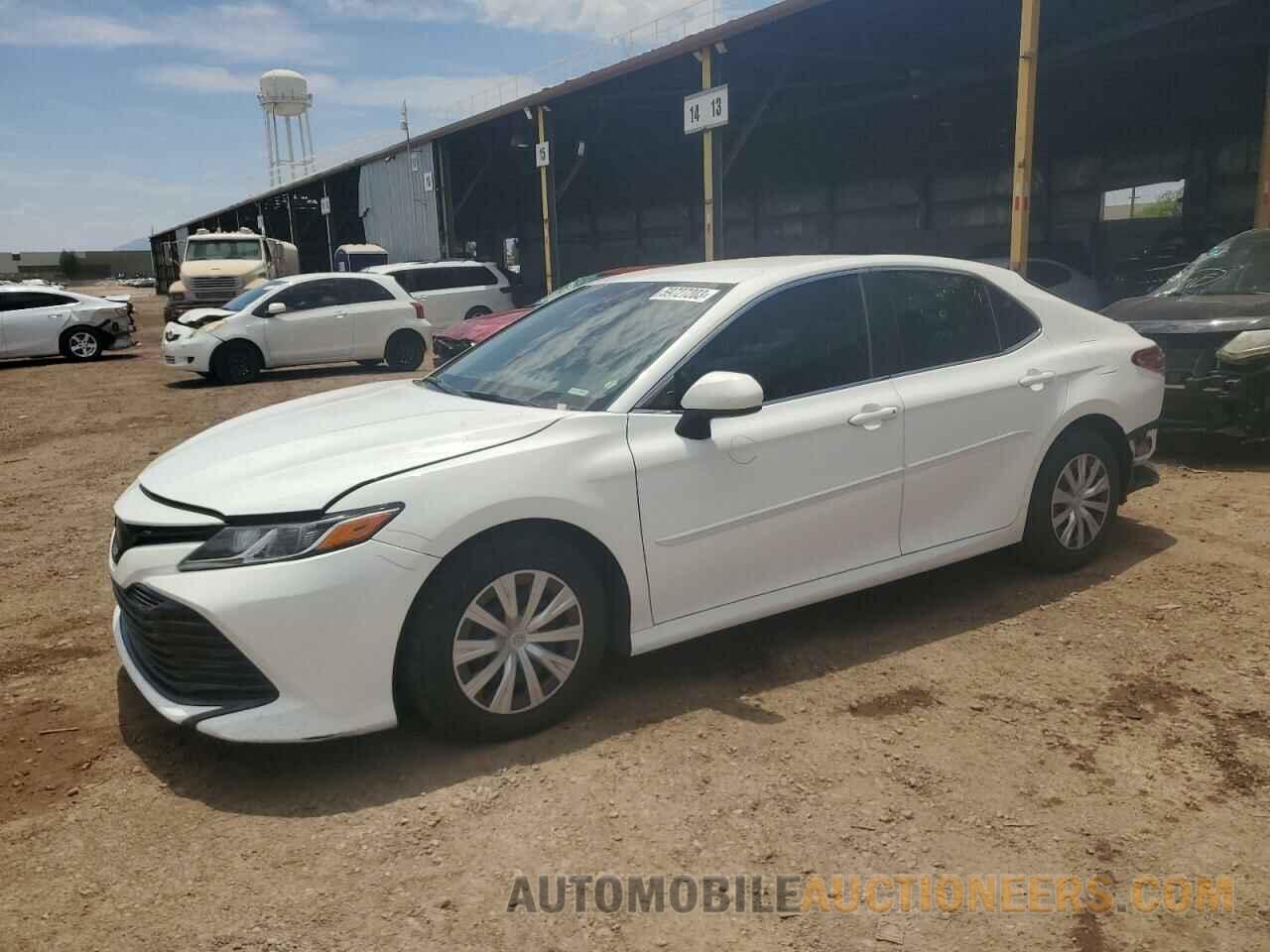 4T1B11HK9JU051231 TOYOTA CAMRY 2018