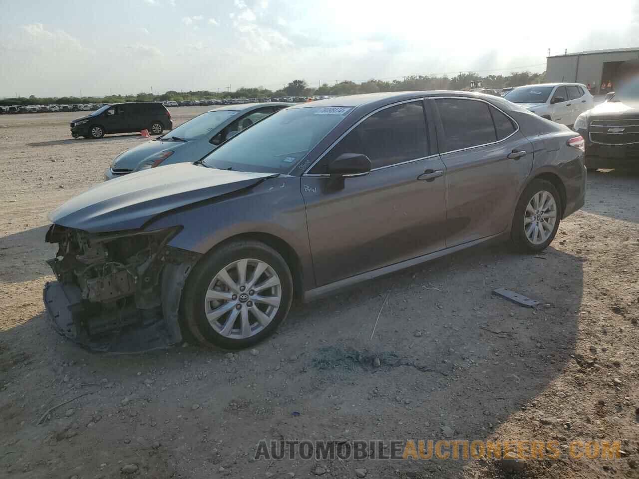 4T1B11HK9JU058955 TOYOTA CAMRY 2018