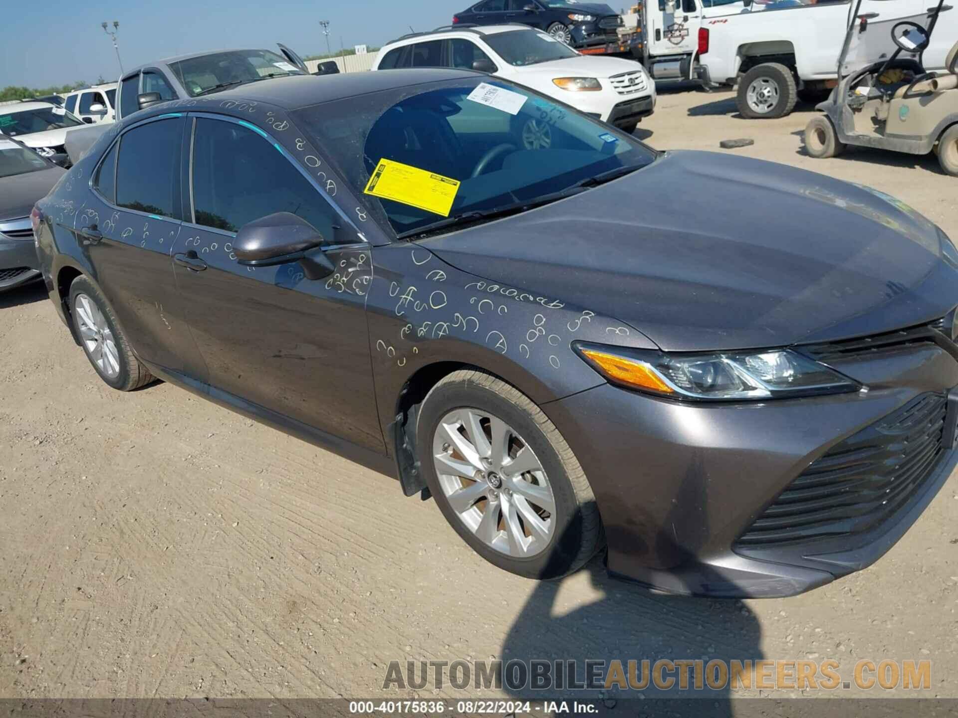 4T1B11HK9JU062844 TOYOTA CAMRY 2018