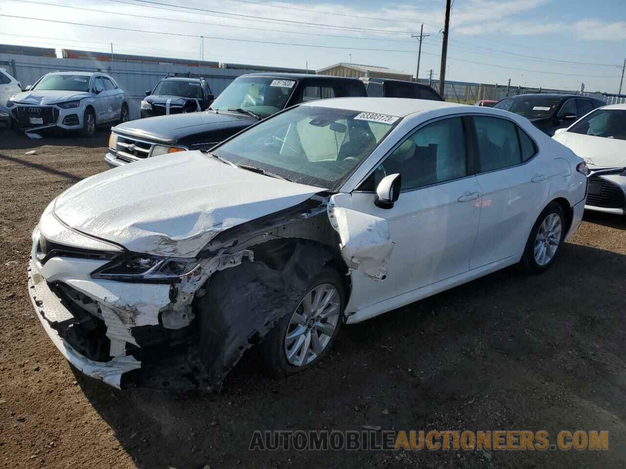 4T1B11HK9JU067171 TOYOTA CAMRY 2018