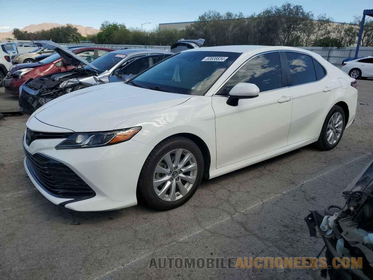 4T1B11HK9JU073164 TOYOTA CAMRY 2018