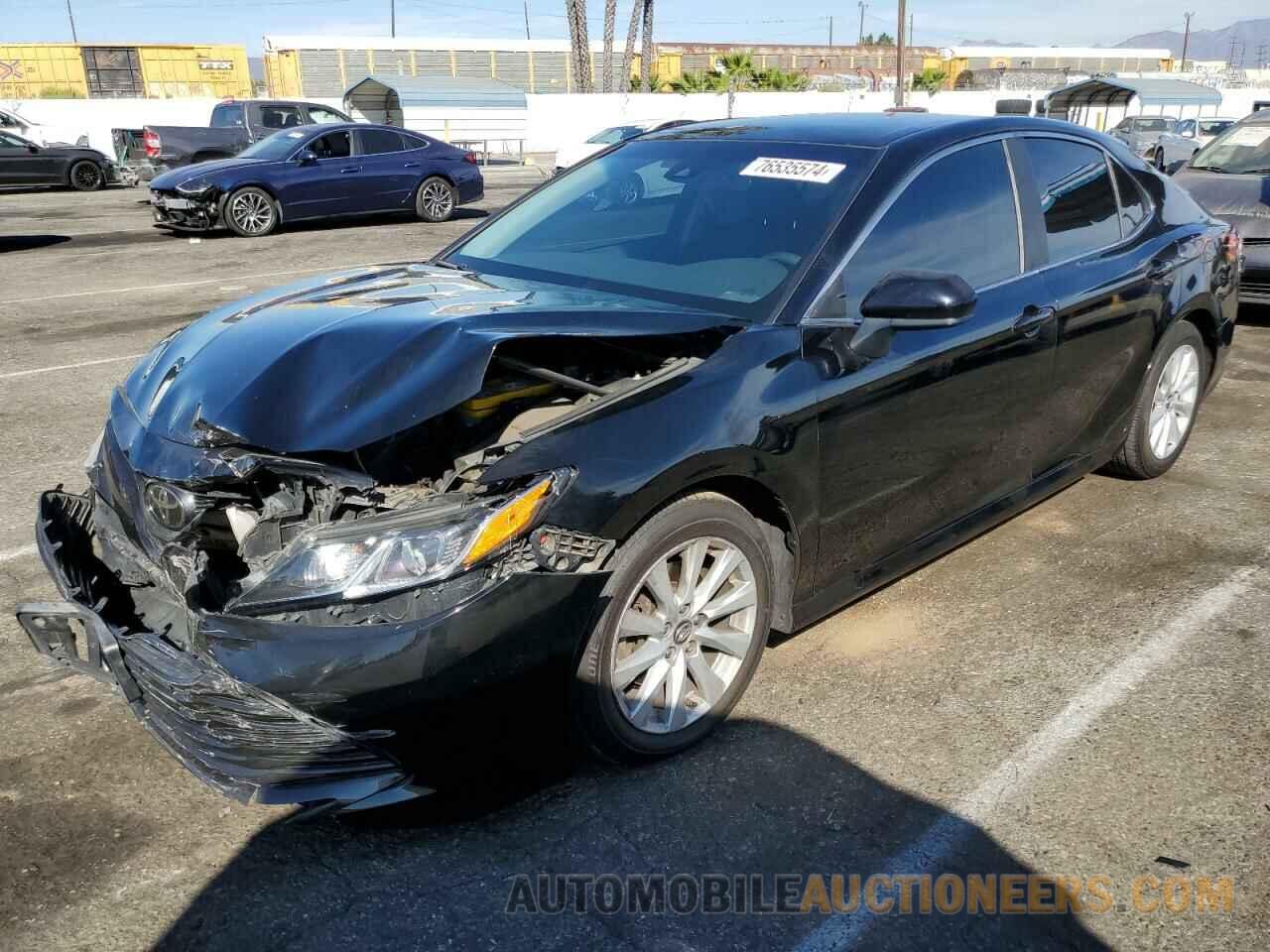 4T1B11HK9JU090854 TOYOTA CAMRY 2018