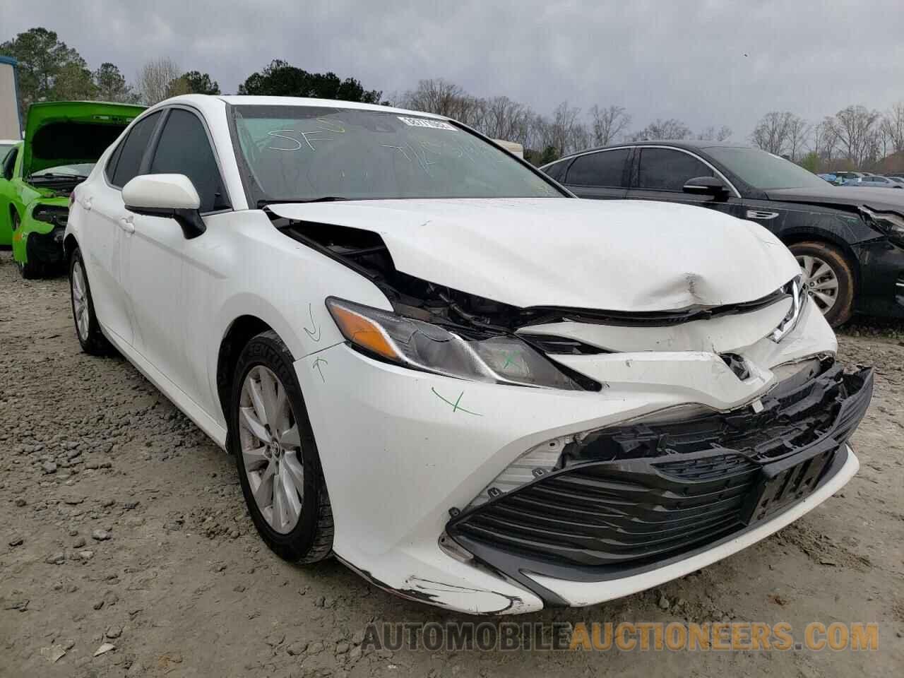 4T1B11HK9JU091759 TOYOTA CAMRY 2018