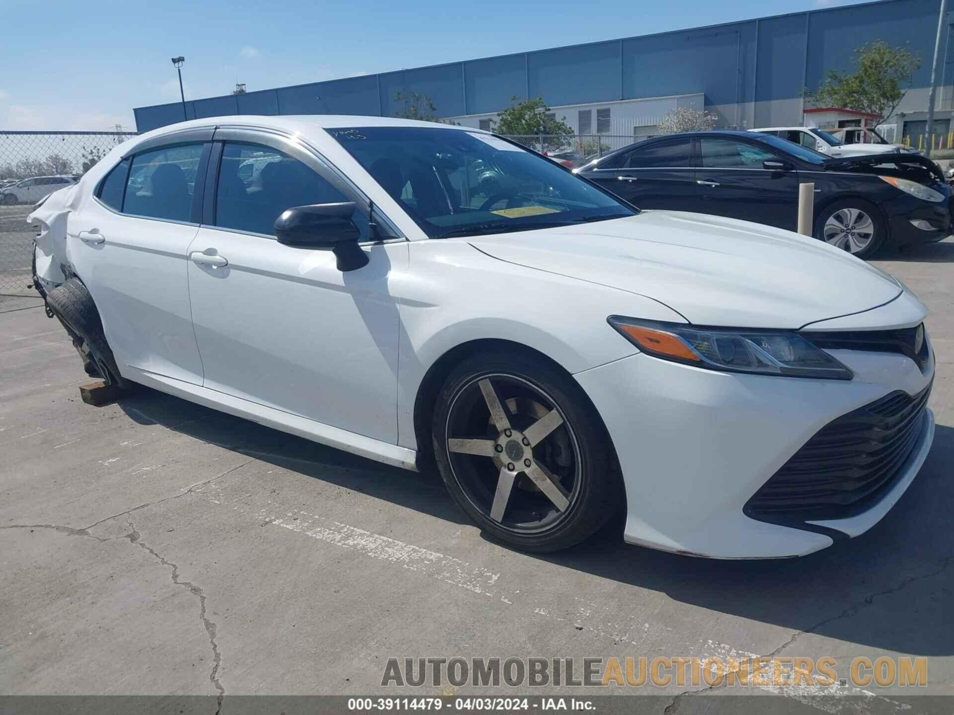 4T1B11HK9JU100315 TOYOTA CAMRY 2018