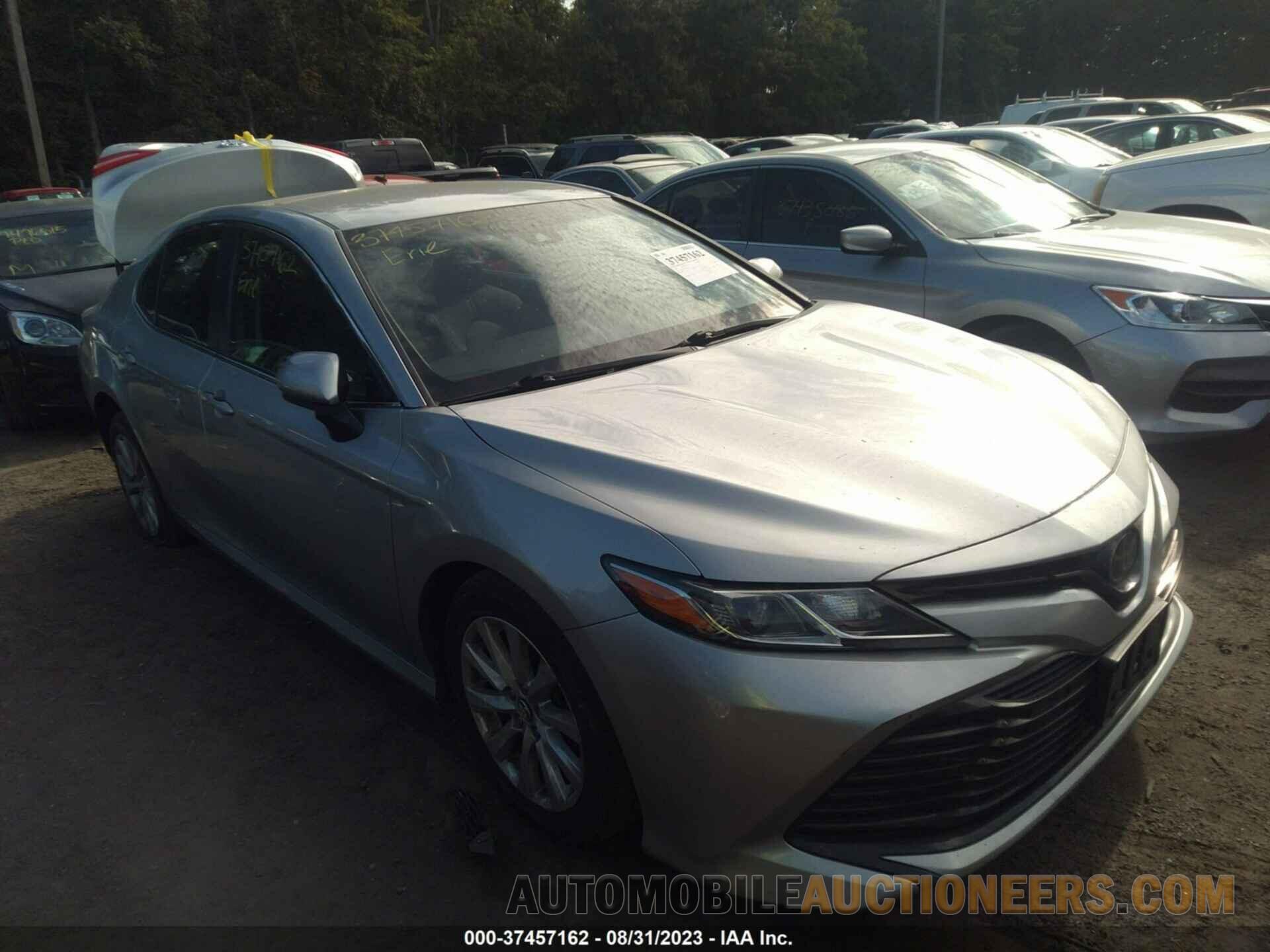 4T1B11HK9JU102775 TOYOTA CAMRY 2018