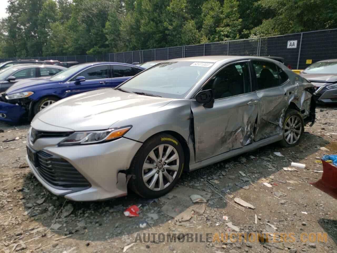 4T1B11HK9JU112366 TOYOTA CAMRY 2018