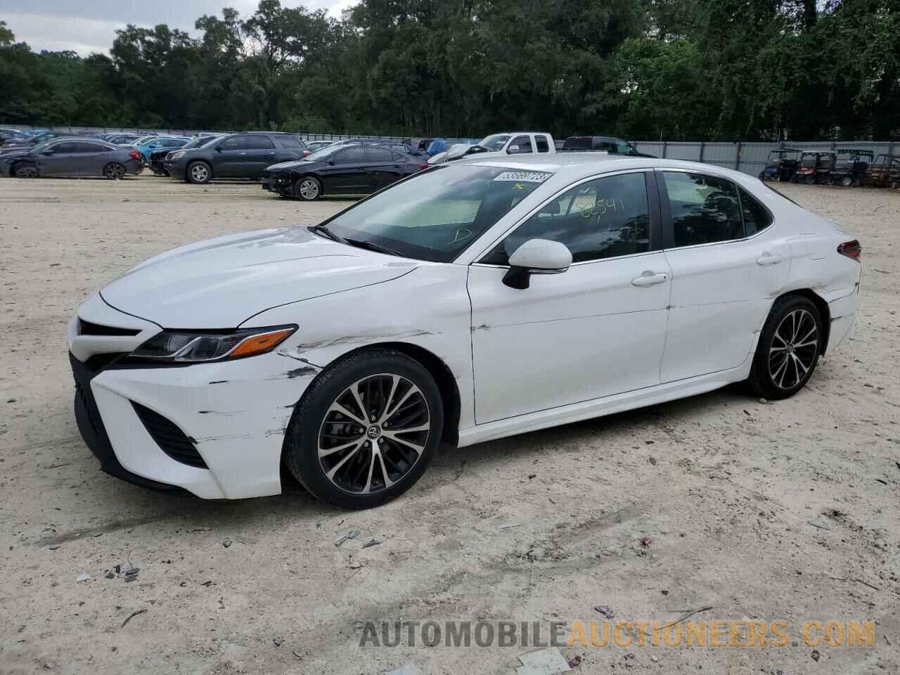 4T1B11HK9JU134349 TOYOTA CAMRY 2018