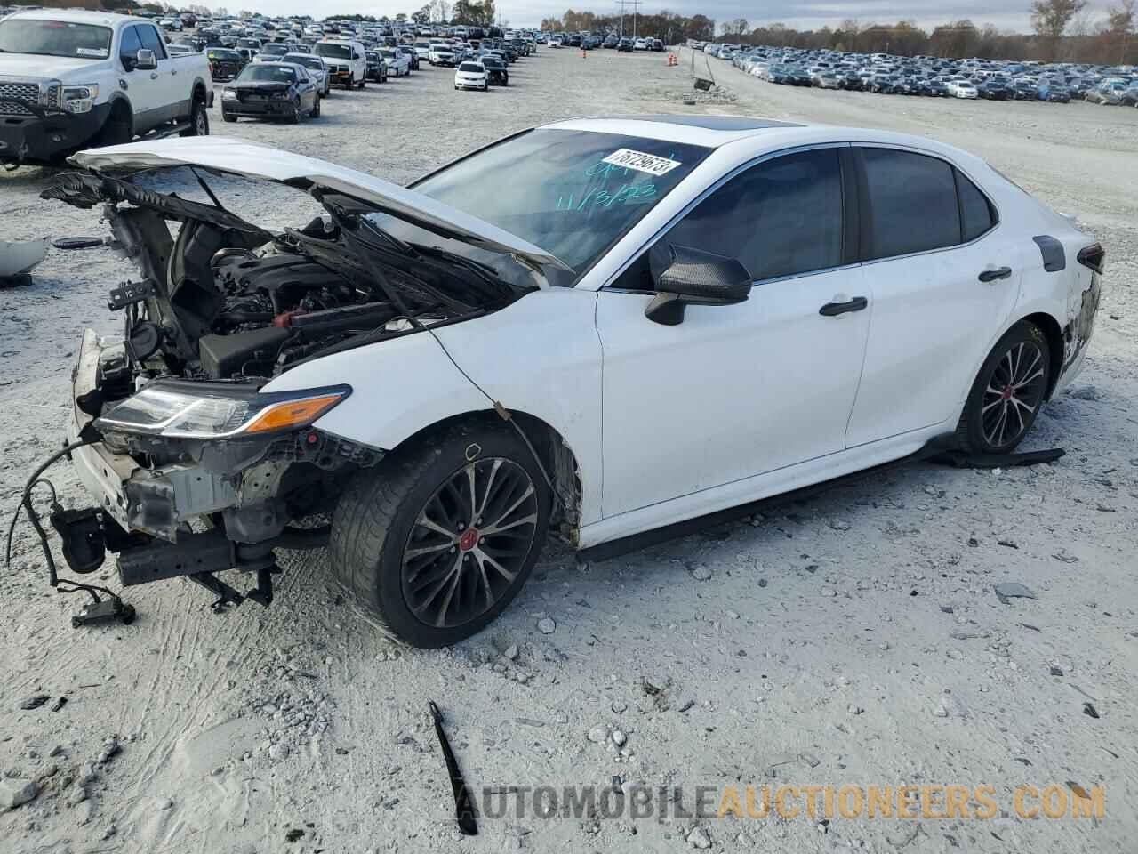 4T1B11HK9JU139941 TOYOTA CAMRY 2018