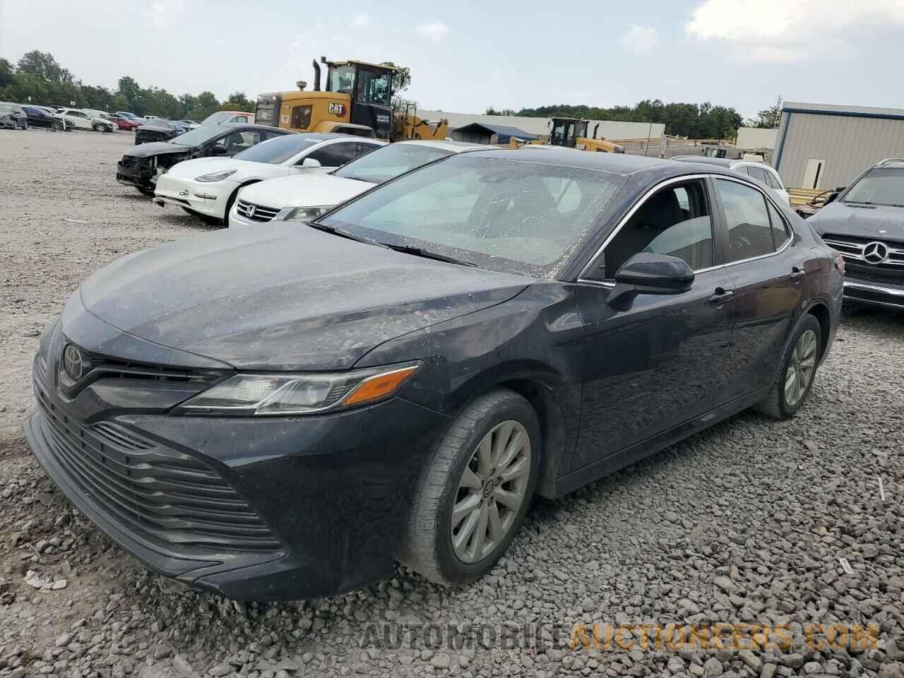 4T1B11HK9JU144976 TOYOTA CAMRY 2018