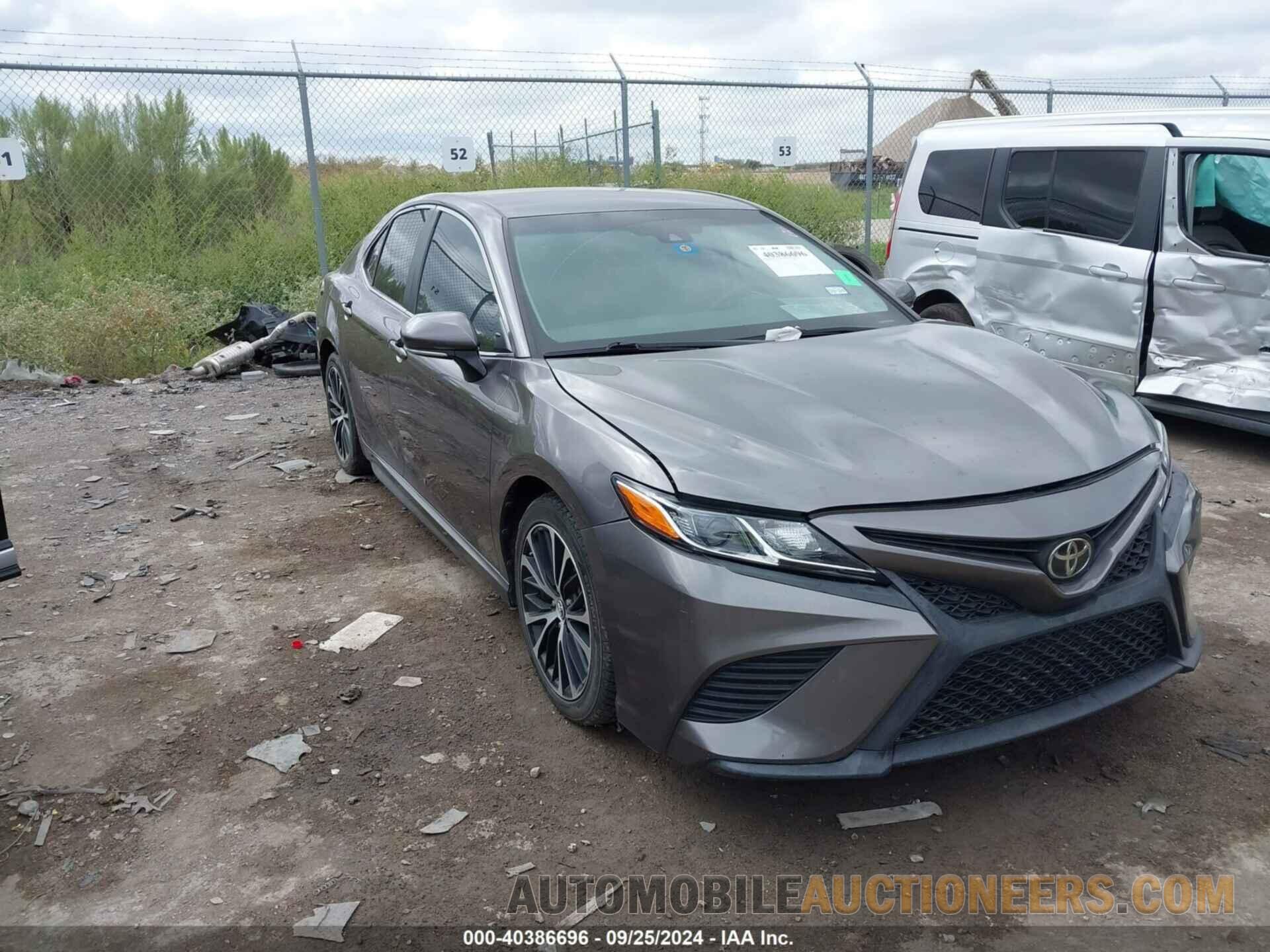 4T1B11HK9JU147344 TOYOTA CAMRY 2018