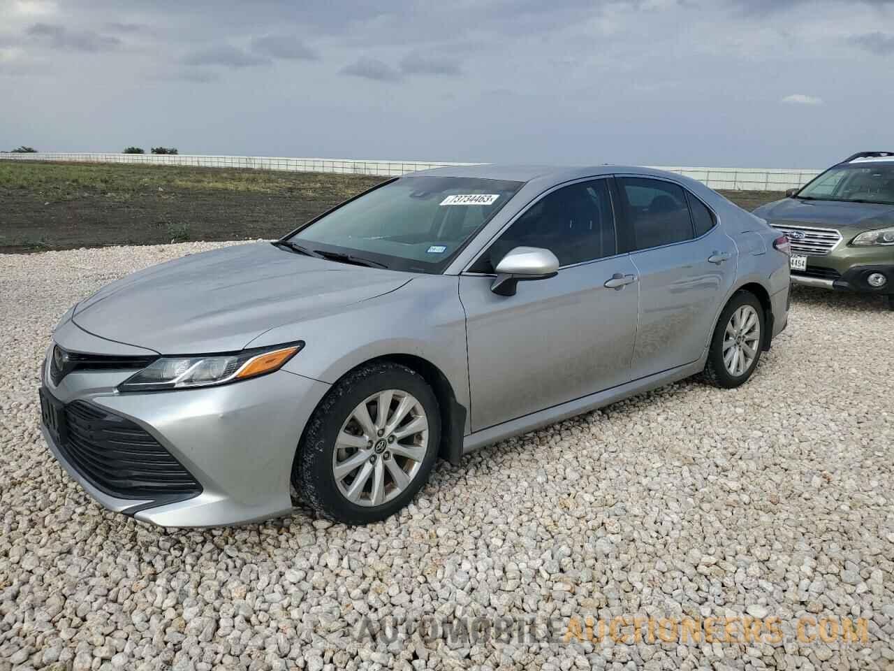 4T1B11HK9JU159462 TOYOTA CAMRY 2018