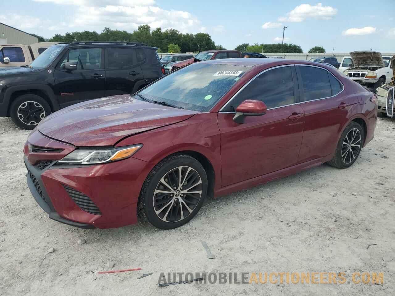 4T1B11HK9JU507342 TOYOTA CAMRY 2018