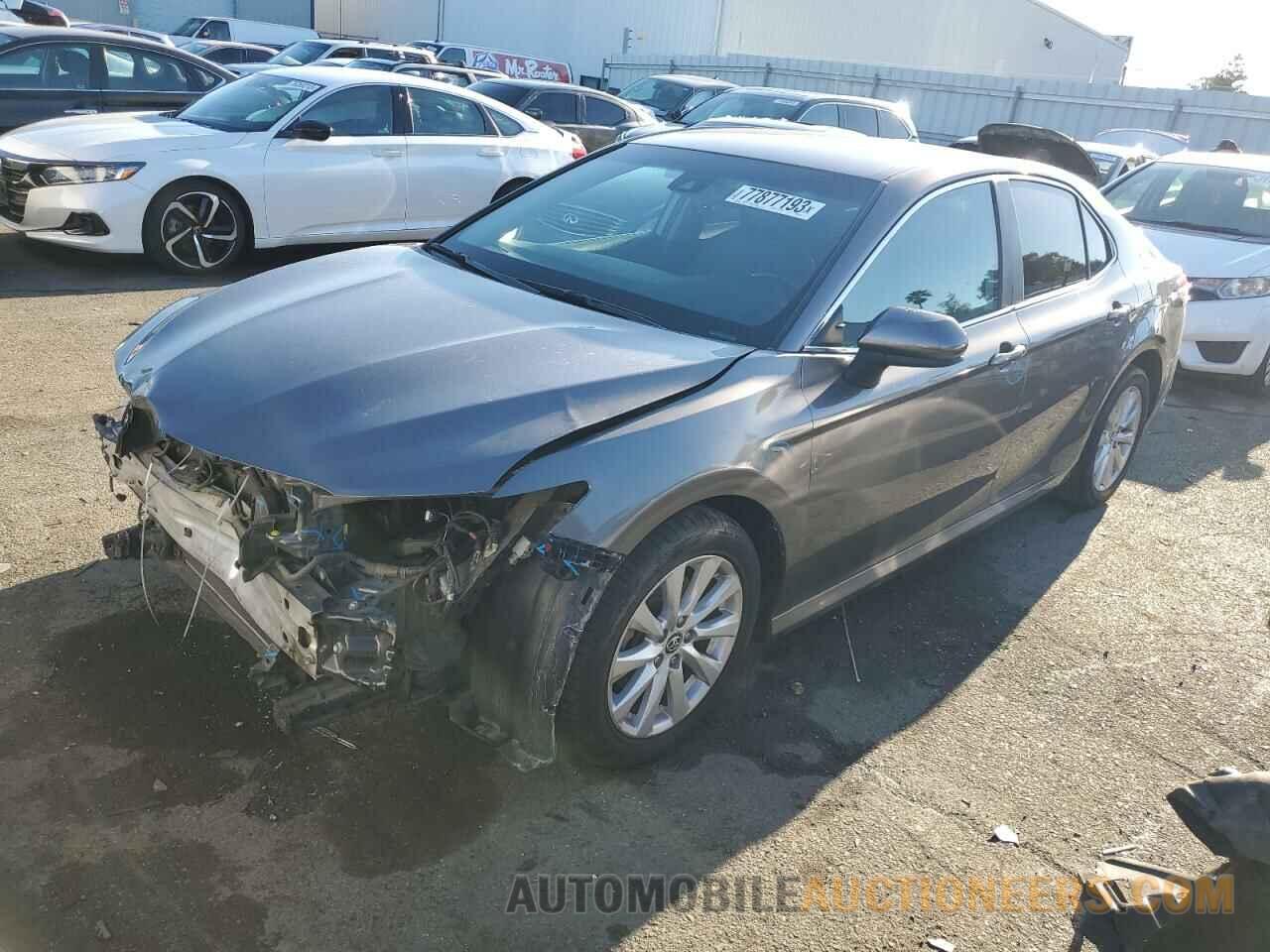 4T1B11HK9JU507471 TOYOTA CAMRY 2018