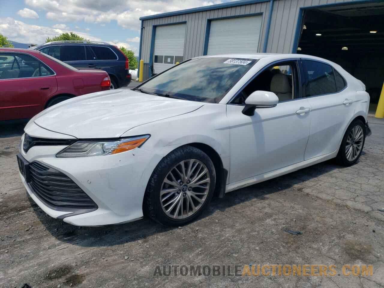 4T1B11HK9JU511245 TOYOTA CAMRY 2018