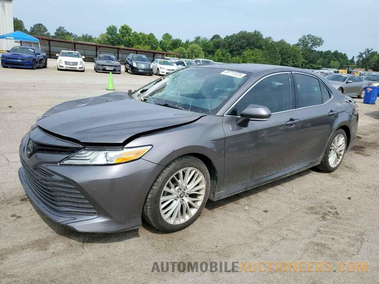 4T1B11HK9JU514419 TOYOTA CAMRY 2018