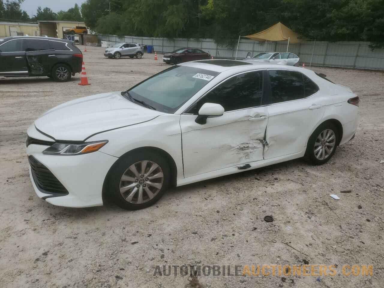 4T1B11HK9JU515571 TOYOTA CAMRY 2018