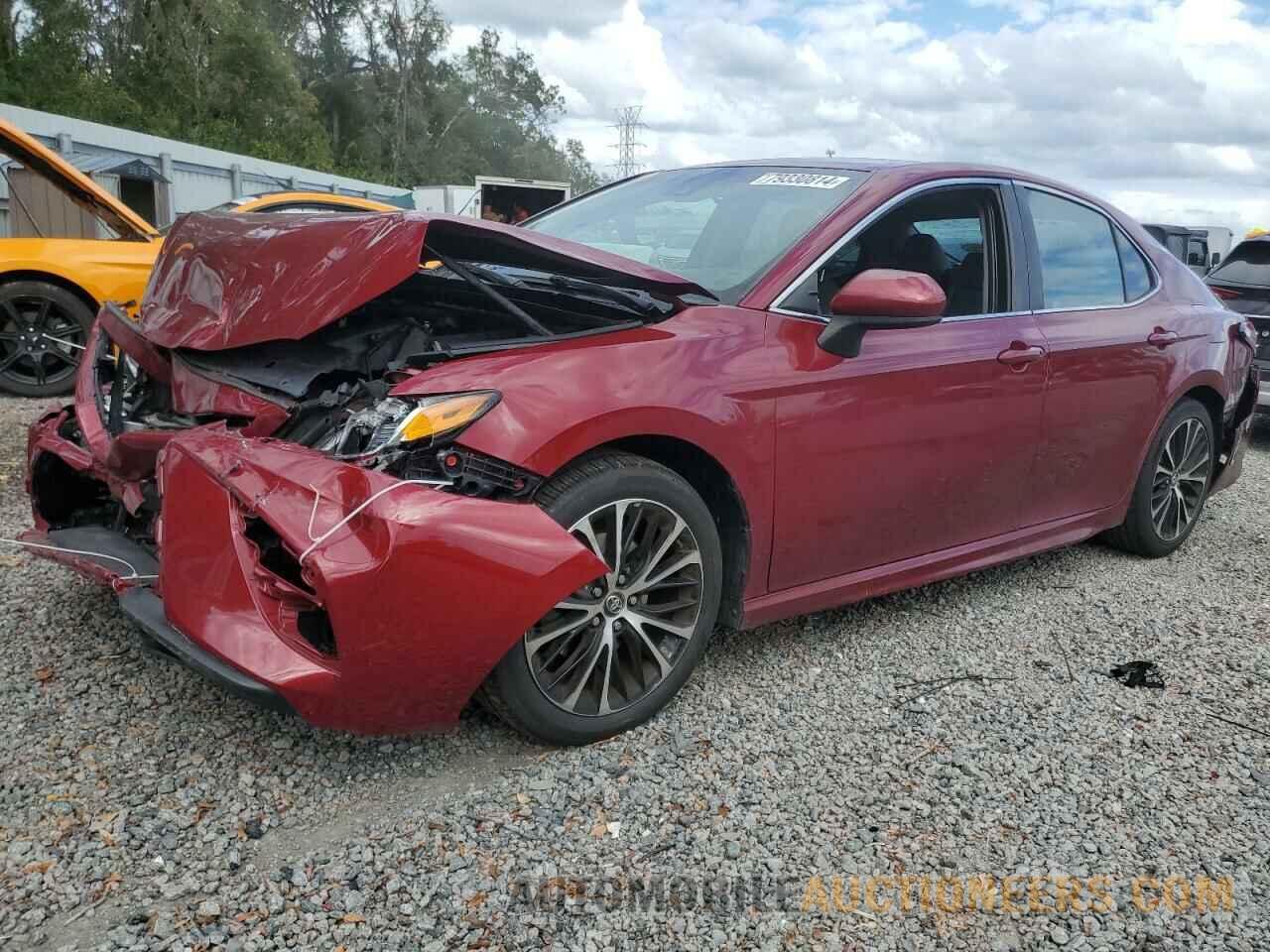 4T1B11HK9JU523993 TOYOTA CAMRY 2018