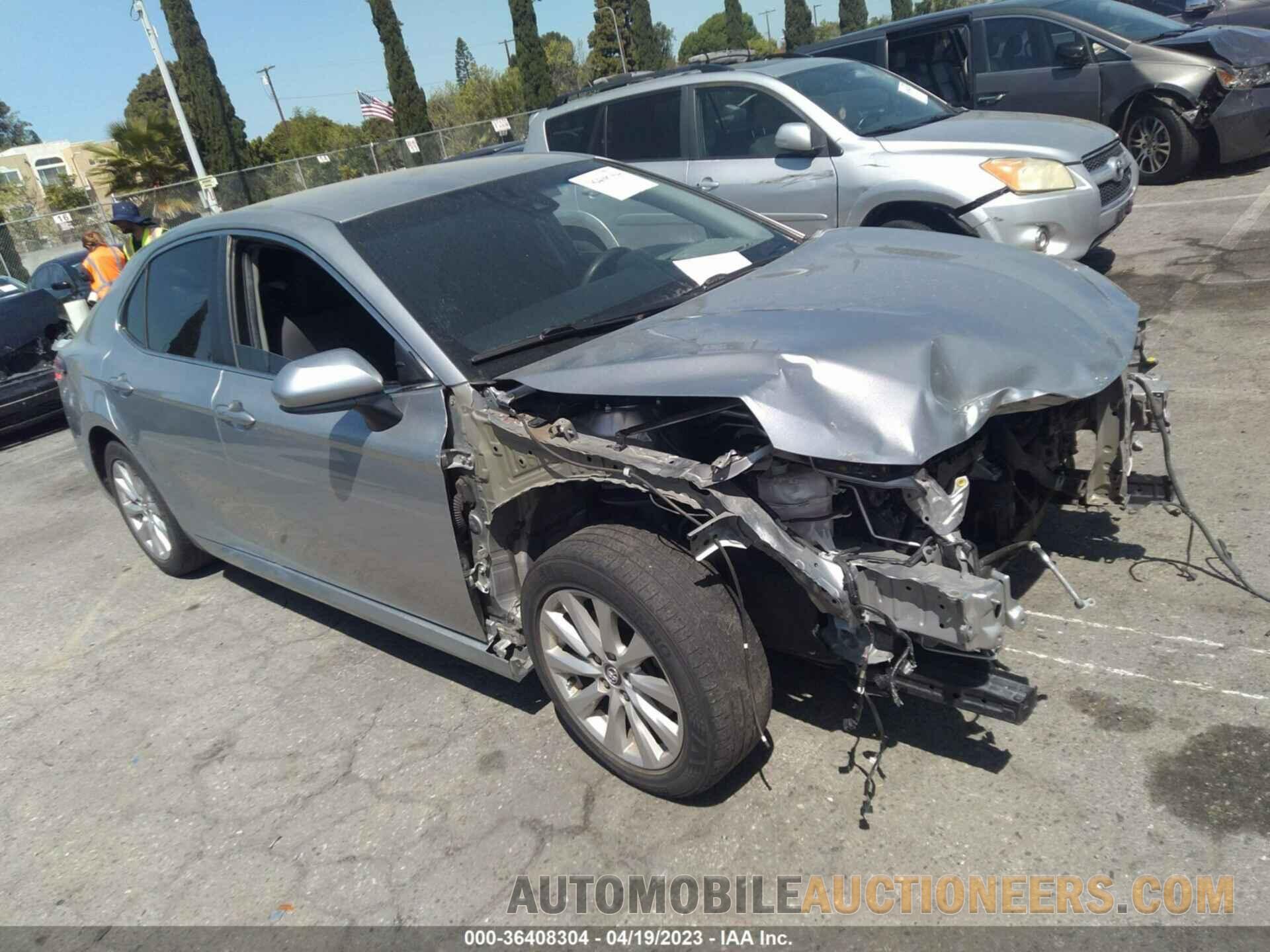 4T1B11HK9JU528479 TOYOTA CAMRY 2018