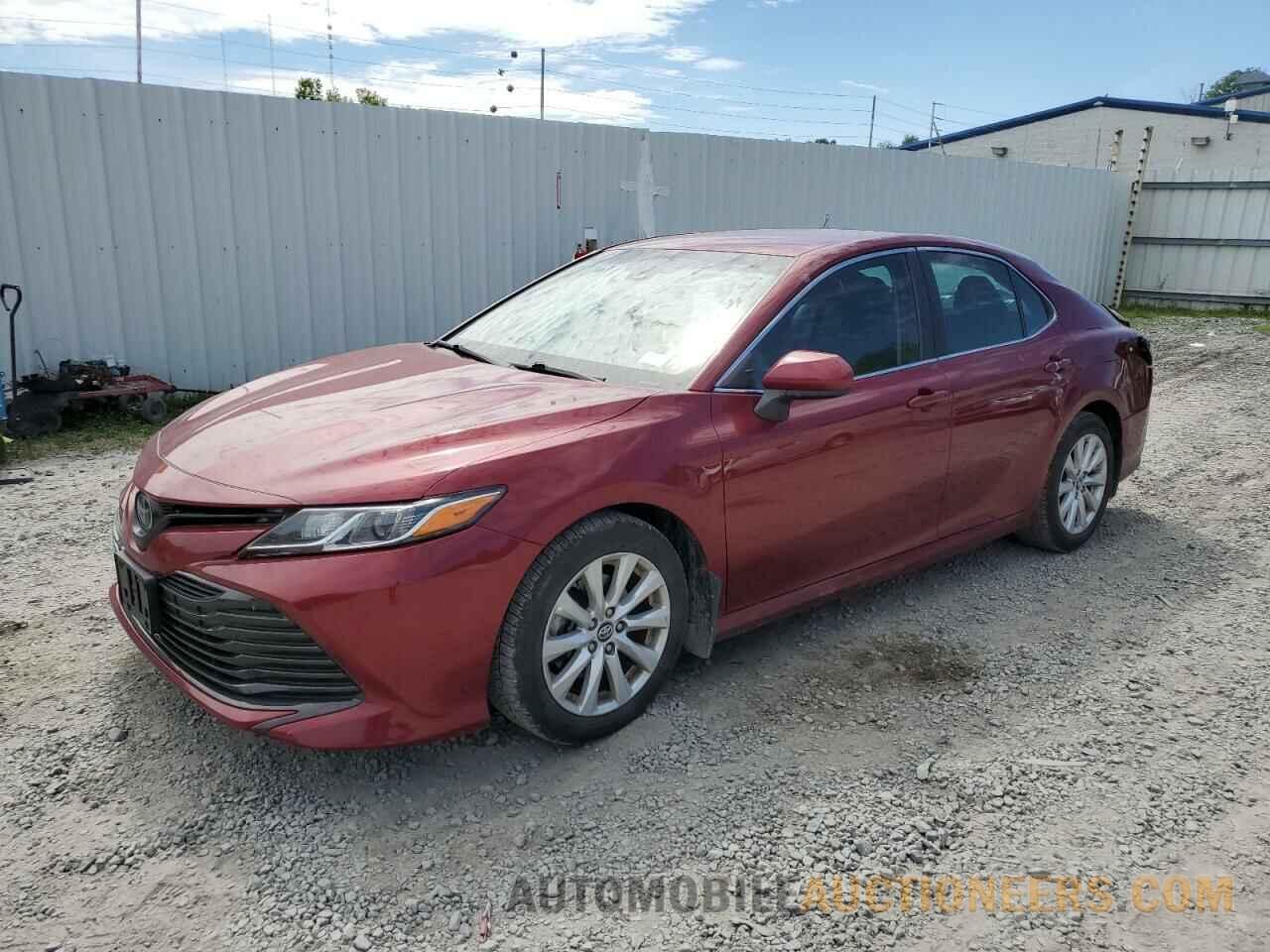 4T1B11HK9JU531379 TOYOTA CAMRY 2018