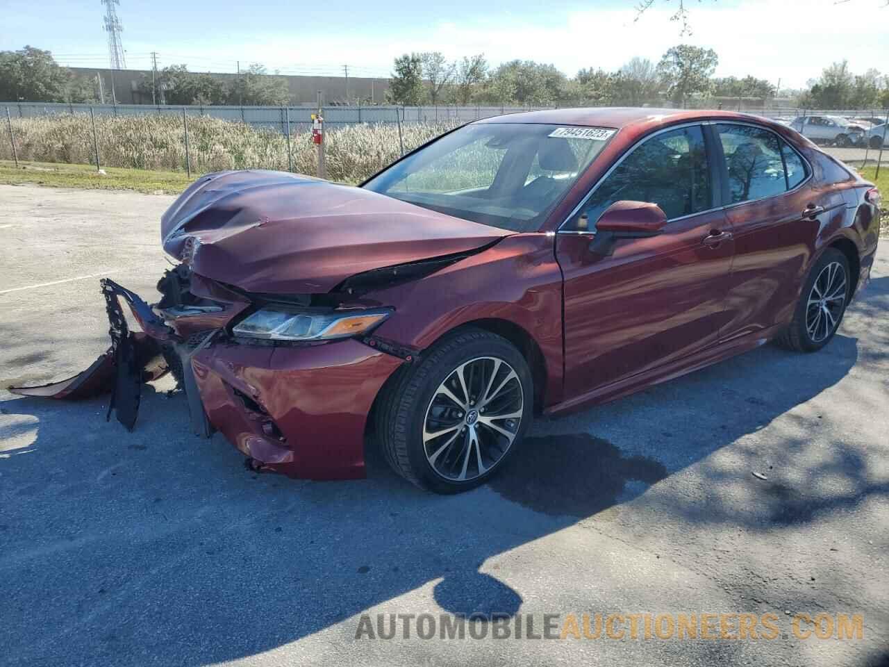 4T1B11HK9JU532421 TOYOTA CAMRY 2018