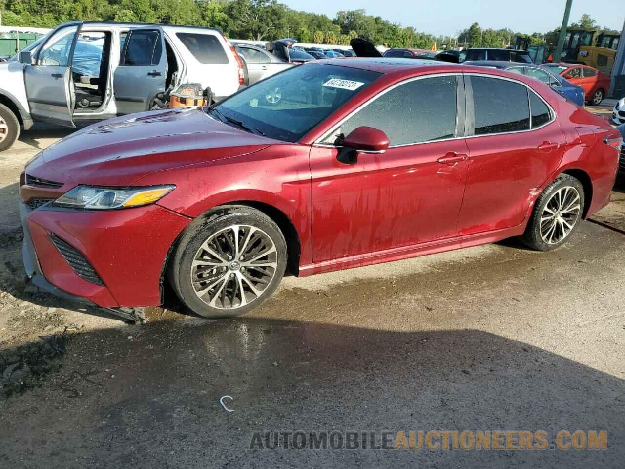 4T1B11HK9JU533200 TOYOTA CAMRY 2018