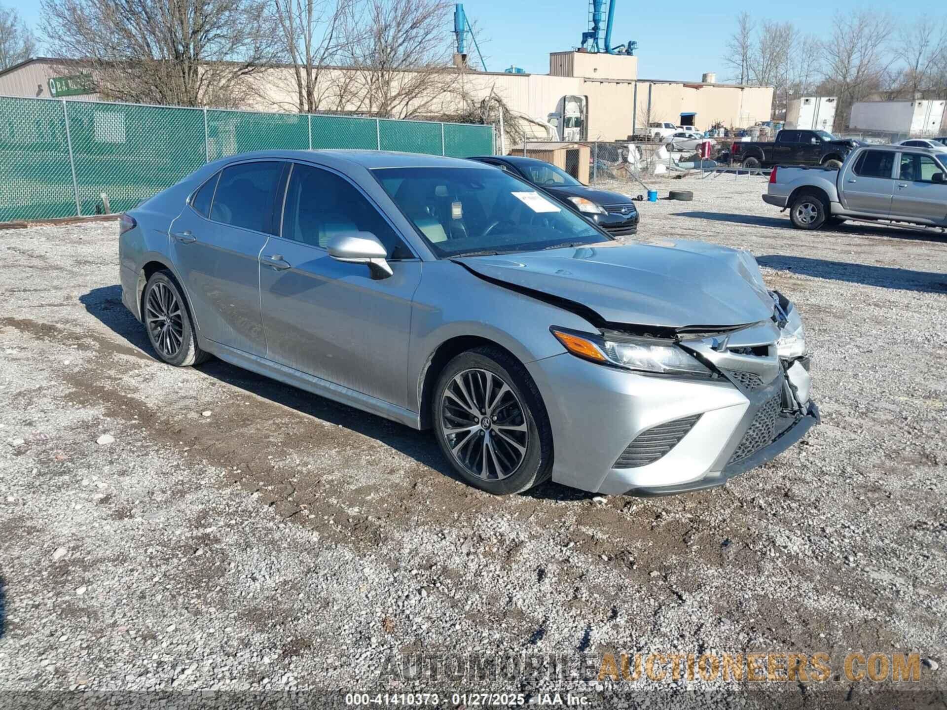 4T1B11HK9JU534735 TOYOTA CAMRY 2018