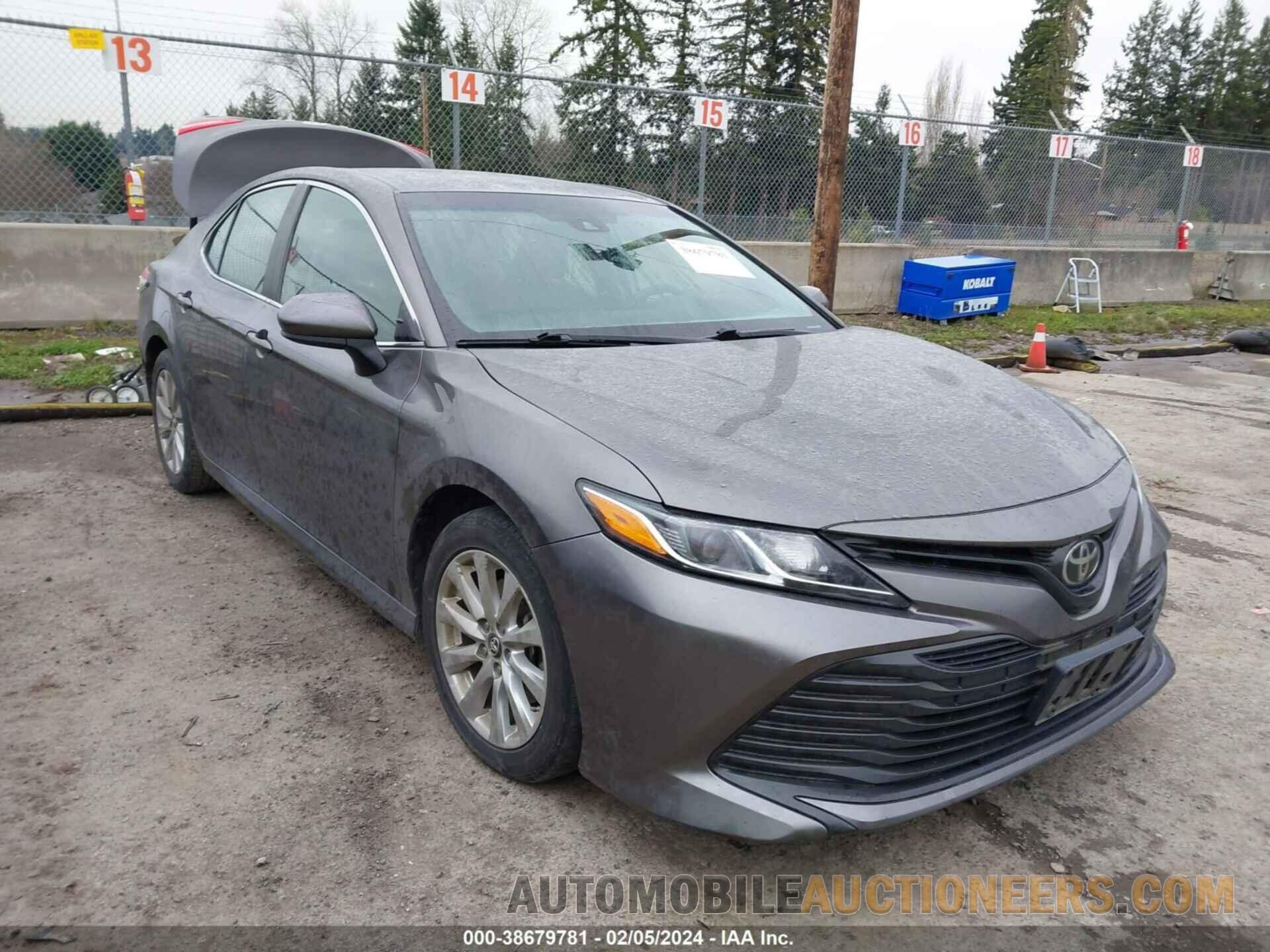 4T1B11HK9JU538199 TOYOTA CAMRY 2018