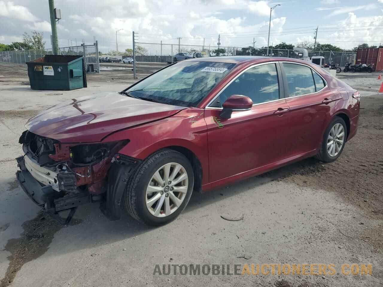 4T1B11HK9JU540728 TOYOTA CAMRY 2018