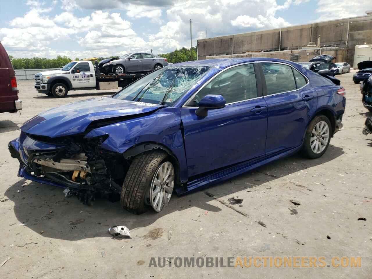 4T1B11HK9JU541541 TOYOTA CAMRY 2018