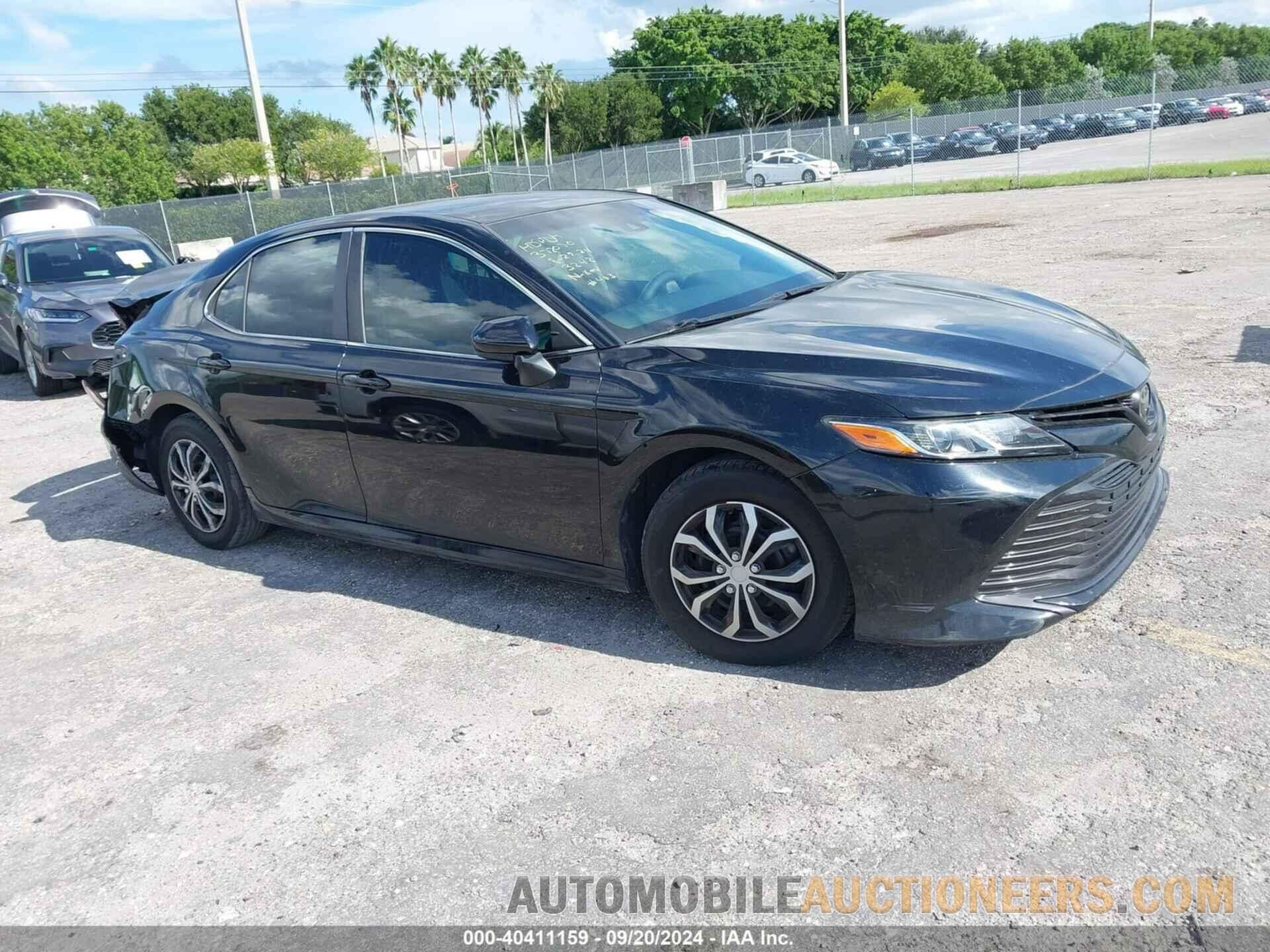 4T1B11HK9JU543242 TOYOTA CAMRY 2018