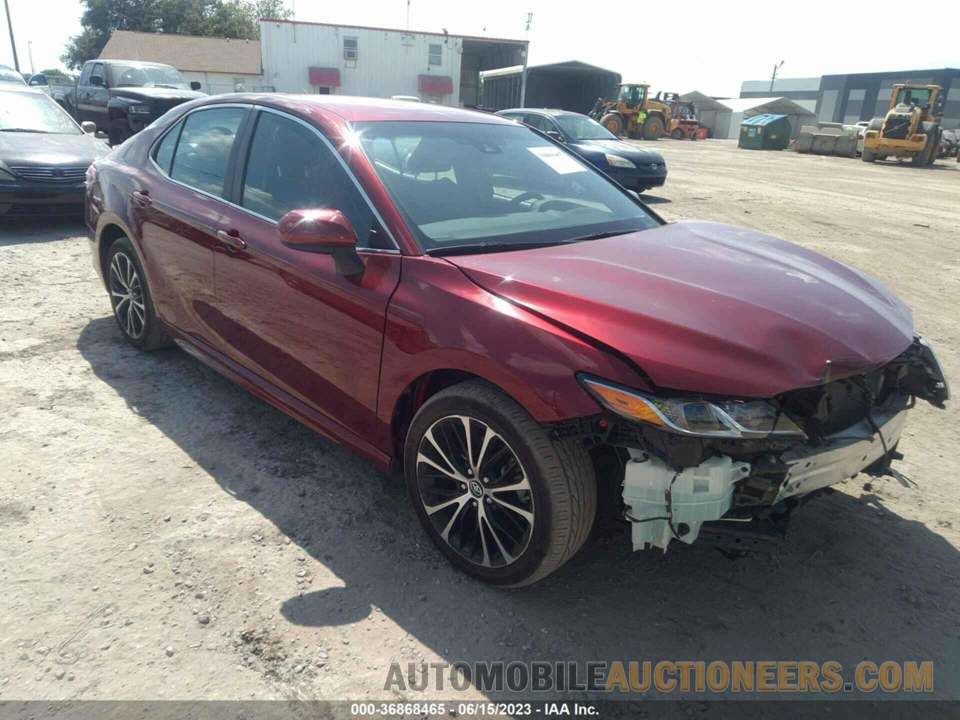 4T1B11HK9JU543967 TOYOTA CAMRY 2018